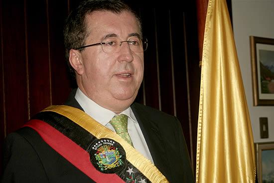 César Pérez Vivas