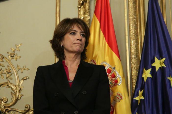 Fiscales en desacuerdo con que no sean debatidos por el Pleno de la Sala Tercera del Tribunal Supremo de España recursos contra la designación de la fiscal general Dolores Delgado