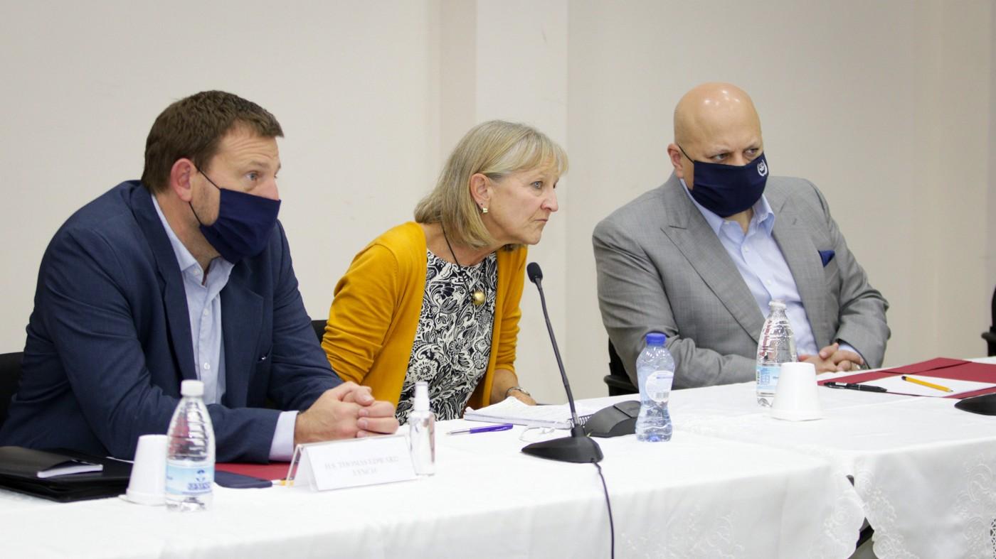 Mis sospechas sobre Karim Khan- por Carlos Ramírez López