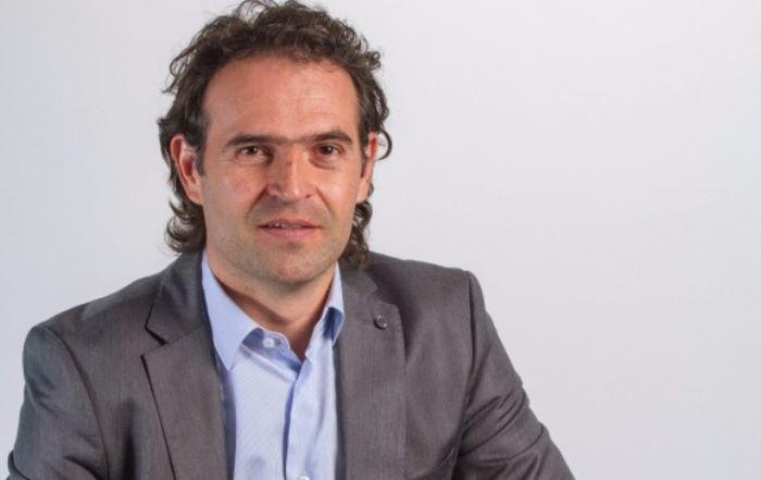 Así relacionan al exalcalde de Medellín Federico Gutiérrez con la oficina de Envigado