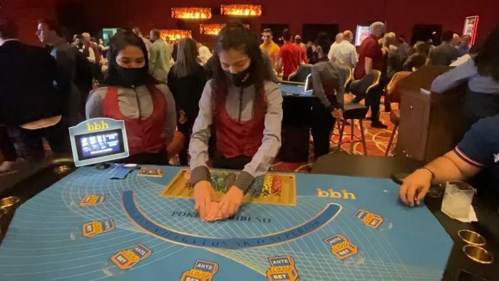Así los Estephan Callaos y otros «enchufados» celebran en Venezuela la apertura del BBH Casino en el Hotel Maremares, mientras la Contraloría General asegura que ese tipo de lugares son «verdaderos garitos que dan lástima»
