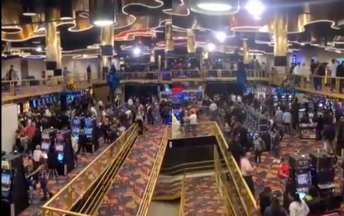 Así el Casino Coliseo de San Antonio de Los Altos se convierte en el garito más grande de Venezuela, mientras “El Faraón” y otros “lavadores” se frotan las manos