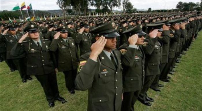 El motivo de la renuncia de 23 oficiales de alta jerarquía a la Policía Nacional de Colombia