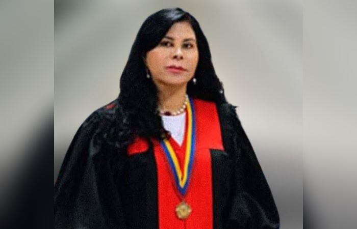 Así describen cómo la exmagistrada Carmen Porras pasó de ostentar mucho poder en el sistema judicial venezolano a invertir en propiedades en Florida