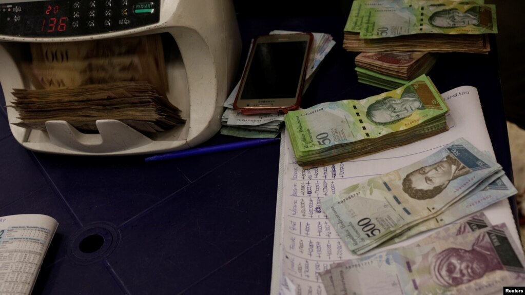 Informe revela «compleja operación» de lavado de dinero en Venezuela