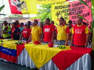 Paramilitares atentan contra líder campesino en el estado Zulia
