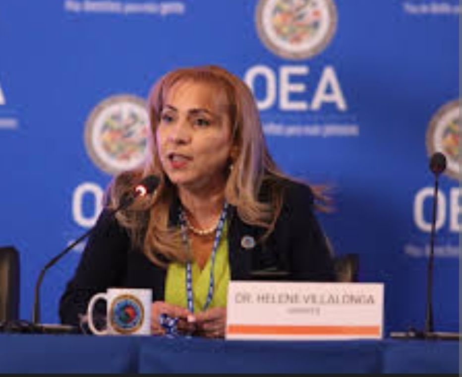 Activista que lloró por medidas de Trump contra venezolanos es una gestora de trámites migratorios