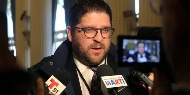 ¿AHORA DÓNDE SE VAN A METER LA LENGUA NITU PÉREZ OSUNA, VLADIMIR PETIT MEDINA Y EL ORATE WENDER ENRIQUE VILLALOBOS? ¡EN EL CULO!