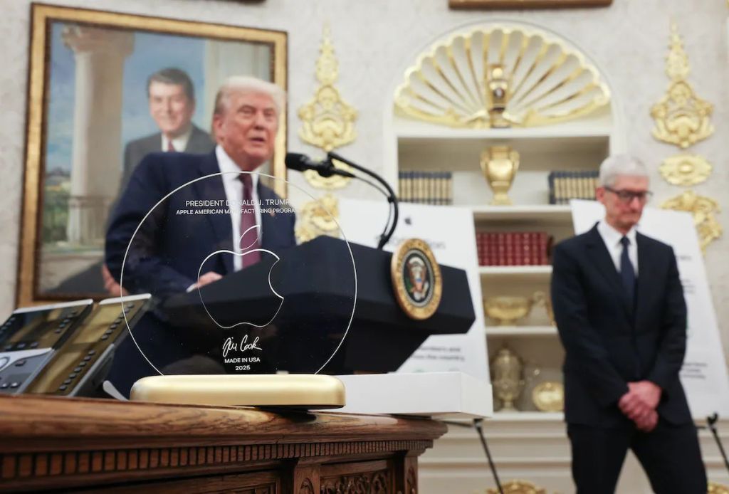 Aquí le explicamos la medida anunciada por Trump de imponer aranceles del 100% a chips y semiconductores – La Tabla Blog