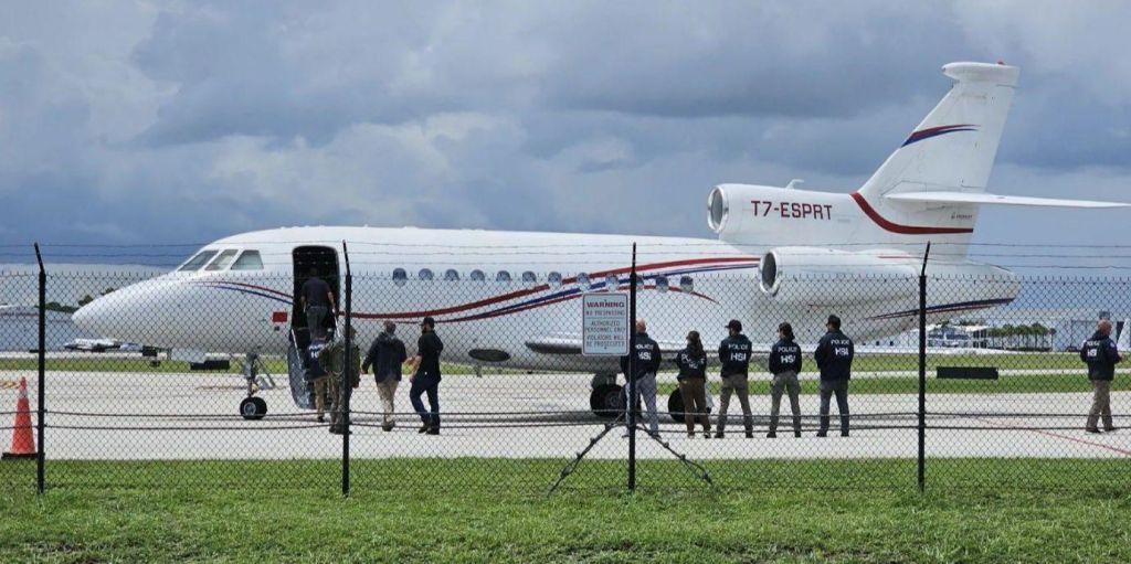 ✈️ EE.UU. incautó aviones venezolanos en RD bajo acusaciones fraudulentas / Anuncios de Pam Bondi sobre decomiso de bienes de Maduro están anclados en “fake news” – La Tabla Blog