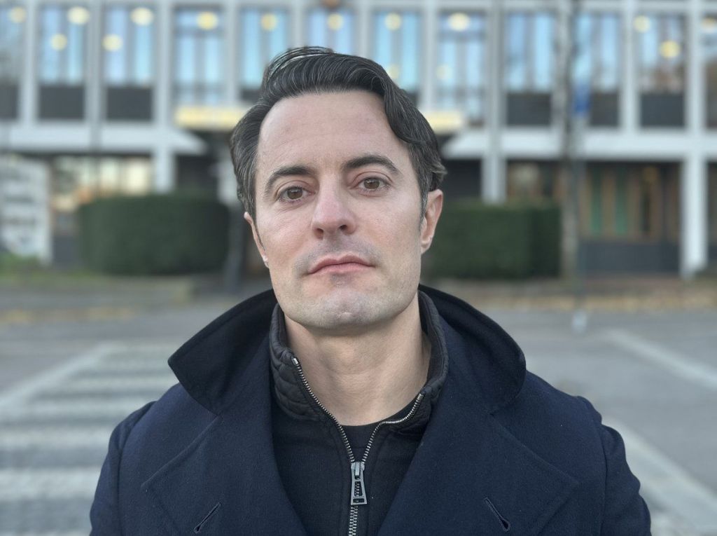 Fondos vinculados a redes islamófobas y de derecha extrema han financiado actividades de Thor Halvorssen en Noruega – La Tabla Blog