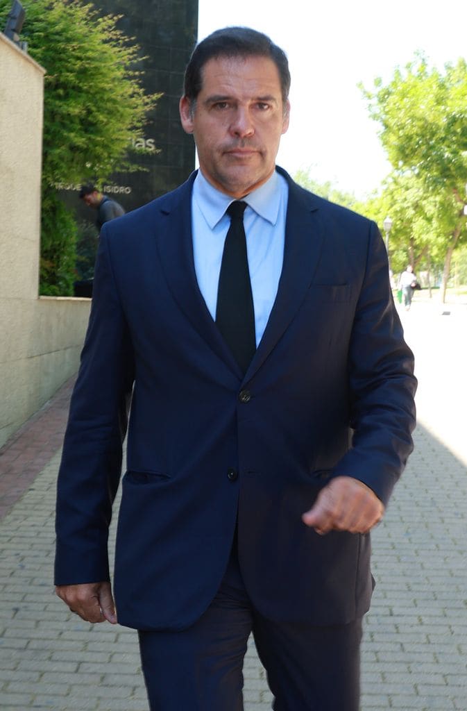 Luis Alfonso de Borbón reivindica su papel como heredero de los Reyes de Francia al lanzar su propia web