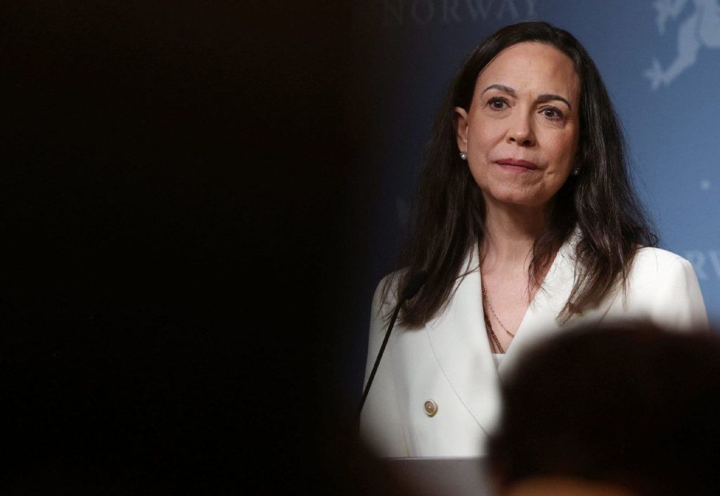 Según diario noruego María Machado sufrió fractura de vértebra durante huida a Oslo – La Tabla Blog