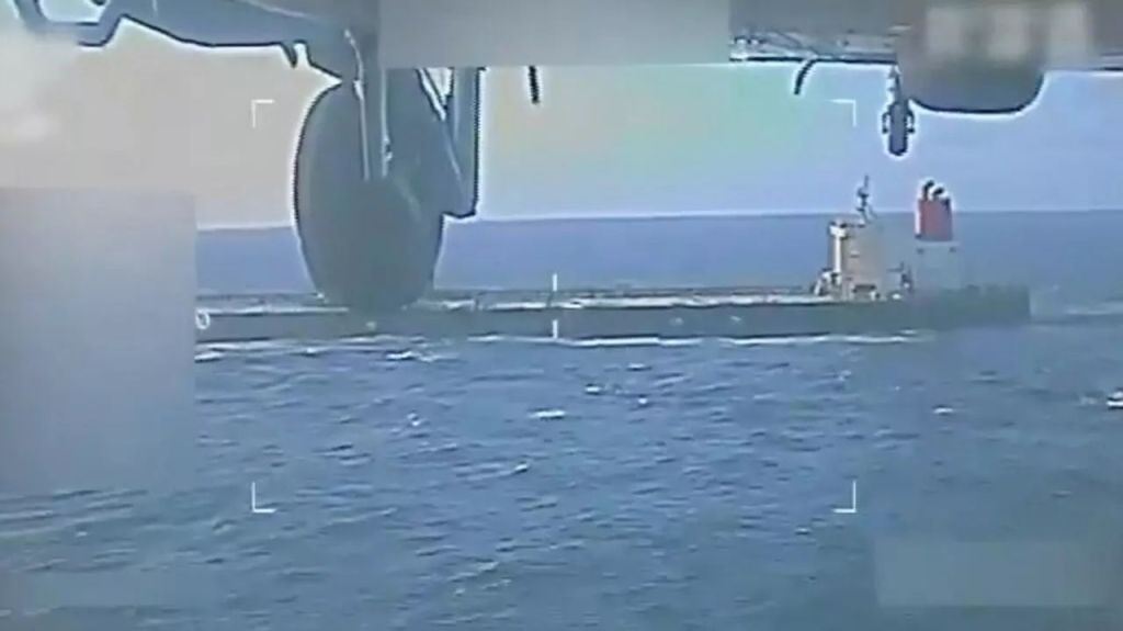 ¿Qué significa la incautación de EEUU de un buque petrolero en costas venezolanas? – La Tabla Blog