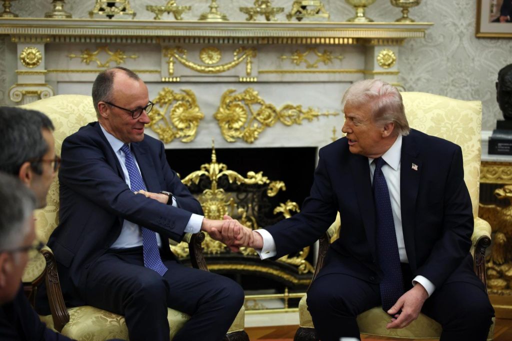 Trump le revela al canciller alemán que las ganancias por administrar el petróleo de Venezuela pagaron «muchas veces» la operación militar contra Maduro – La Tabla Blog