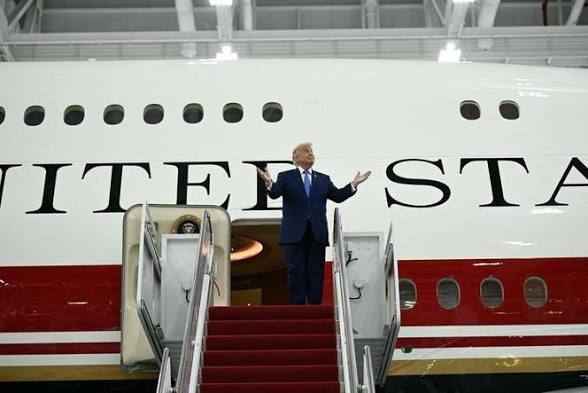 Trump Confirms U.S. Has Collected $13 Billion from Venezuelan Oil Sales, Suggests Funds Could Go to U.S. Military – La Tabla Blog